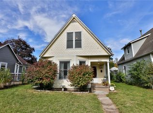 2602 E Walnut St, Des Moines, IA 50317