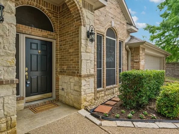 3220 Blue Jay Dr, Corinth, TX 76210