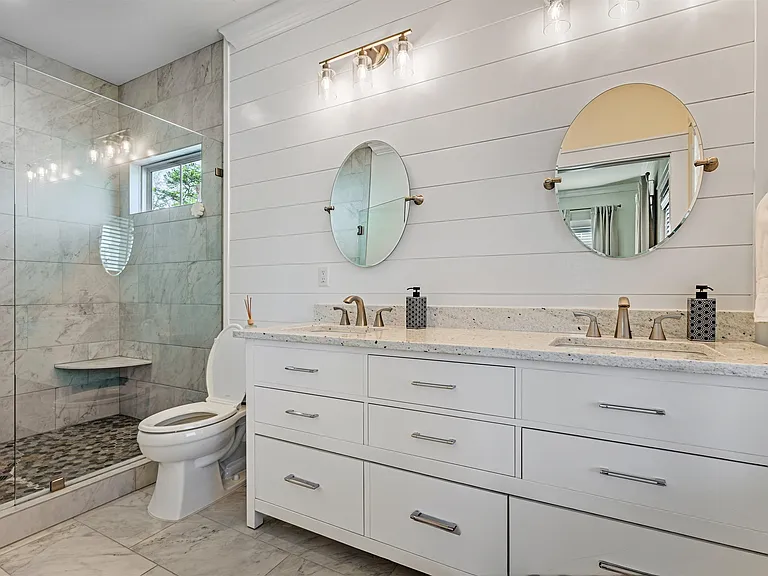 411 Glenview Dr — Photo 15