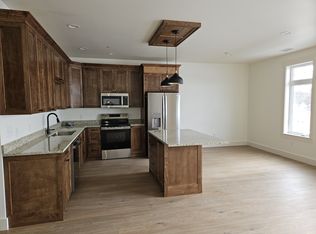 13251 Main Rd, Akron, NY 14001