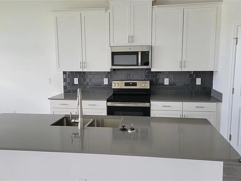 3064 Ella Way St — Photo 20