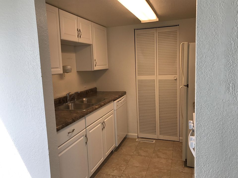 1st image of 1825 S Crawford St #14115093