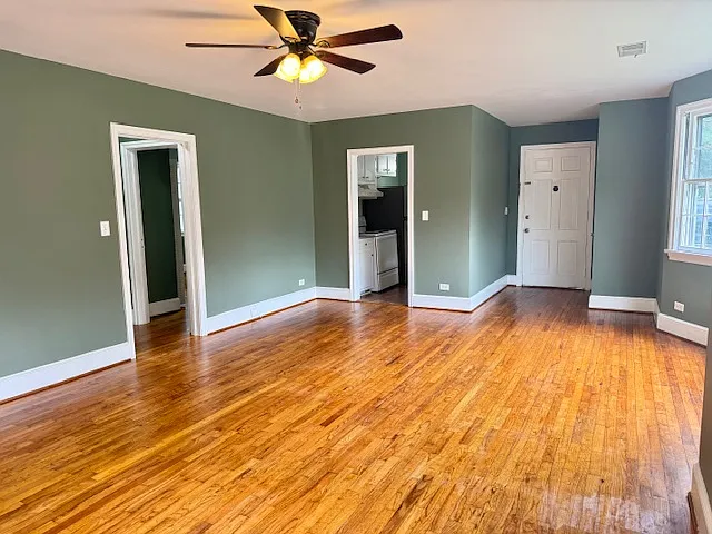 602 W Cedar St — Photo 6