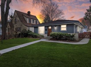 4640 N Elm Tree Rd, Glendale, WI 53209