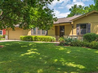 200 Spring Valley Dr, Bloomington, MN 55420