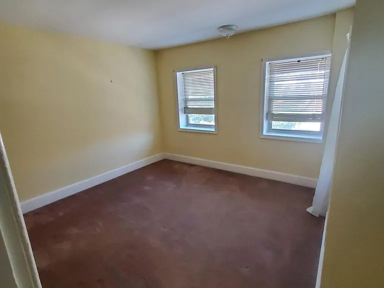 414 E Flora St — Photo 21