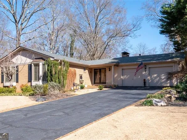 1341 Longwood Dr, Marietta, GA 30008