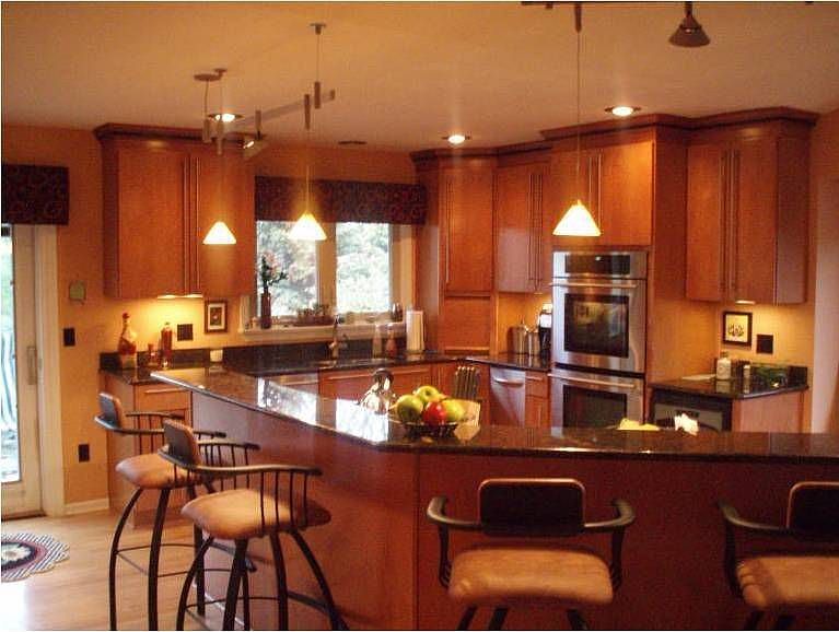 2nd image of 16222 Silvershore Dr