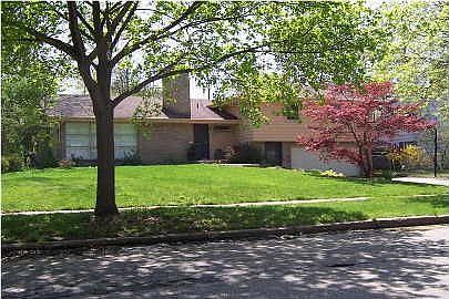 1st image of 2760 Oakwood Dr SE