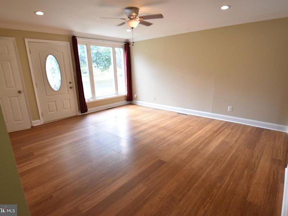 5th image of 361 South Dr