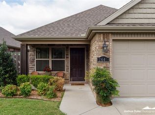 2649 N Miranda Ave, Fayetteville, AR 72703