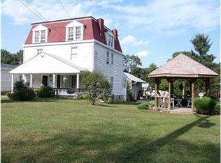 160 McGovern Blvd, Crescent, PA 15046