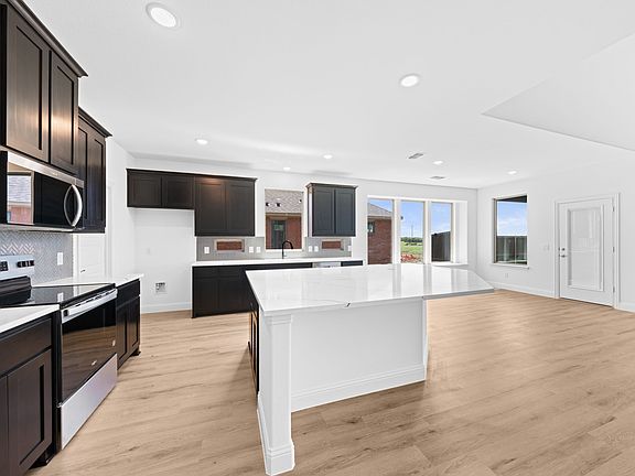 4th image of 7011 Lilly Ln