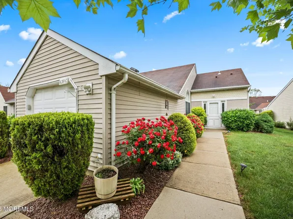 639 Madison Drive #639C, Monroe, NJ 08831