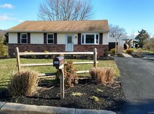3064 Duckworth Dr, Pottstown, PA 19464
