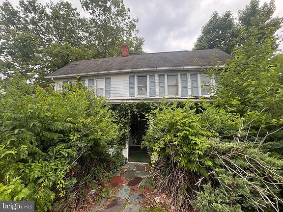 2nd image of 18716 Harbeson Rd