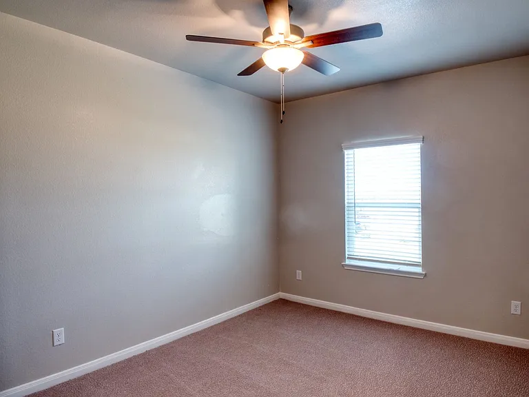 1622 Lummus Dr — Photo 20