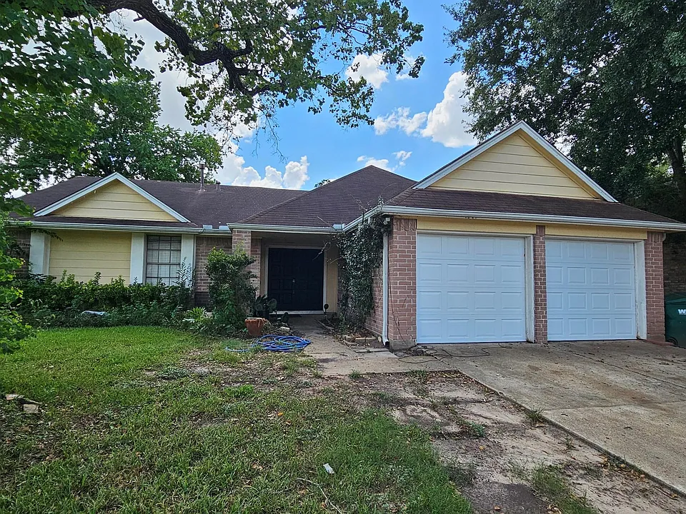 5619 Fairview Forest Dr