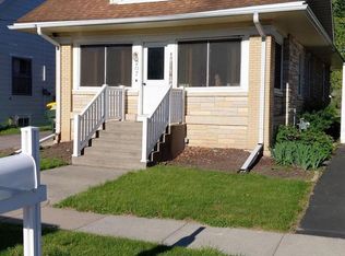 207 West St, Wonewoc, WI 53968