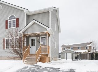 109 Hampton St, Moncton, NB E1G5H2