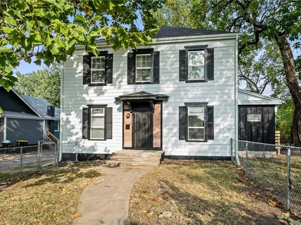5345 Woodland Ave, Kansas City, MO 64110
