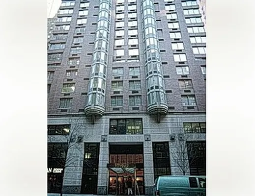Sold by Nest Seekers International | media 9
