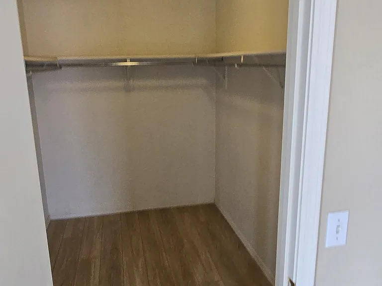 2369 E 35th Ave — Photo 10
