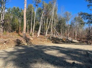 5 Peterson Rd, Dover Foxcroft, ME 04426