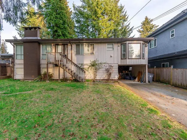 9704 131st St, Surrey, BC V3T 3P3
