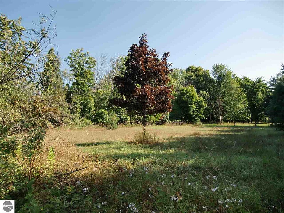 1st image of 4020 S Lake Shore Dr
