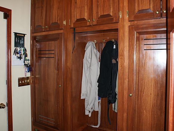 5th image of 7264 Black Abbey Ct