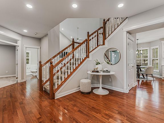 4th image of 4116 Audley Rd