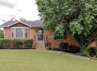 159 Hillside Dr, Hendersonville, TN 37075