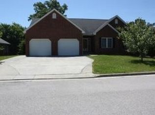 922 N Ridge Cir, Salem, VA 24153