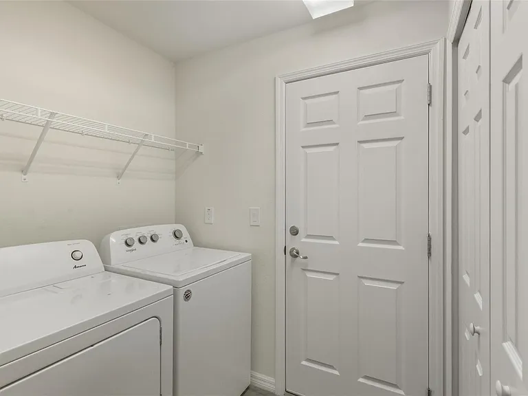 8007 Royal Ct — Photo 26