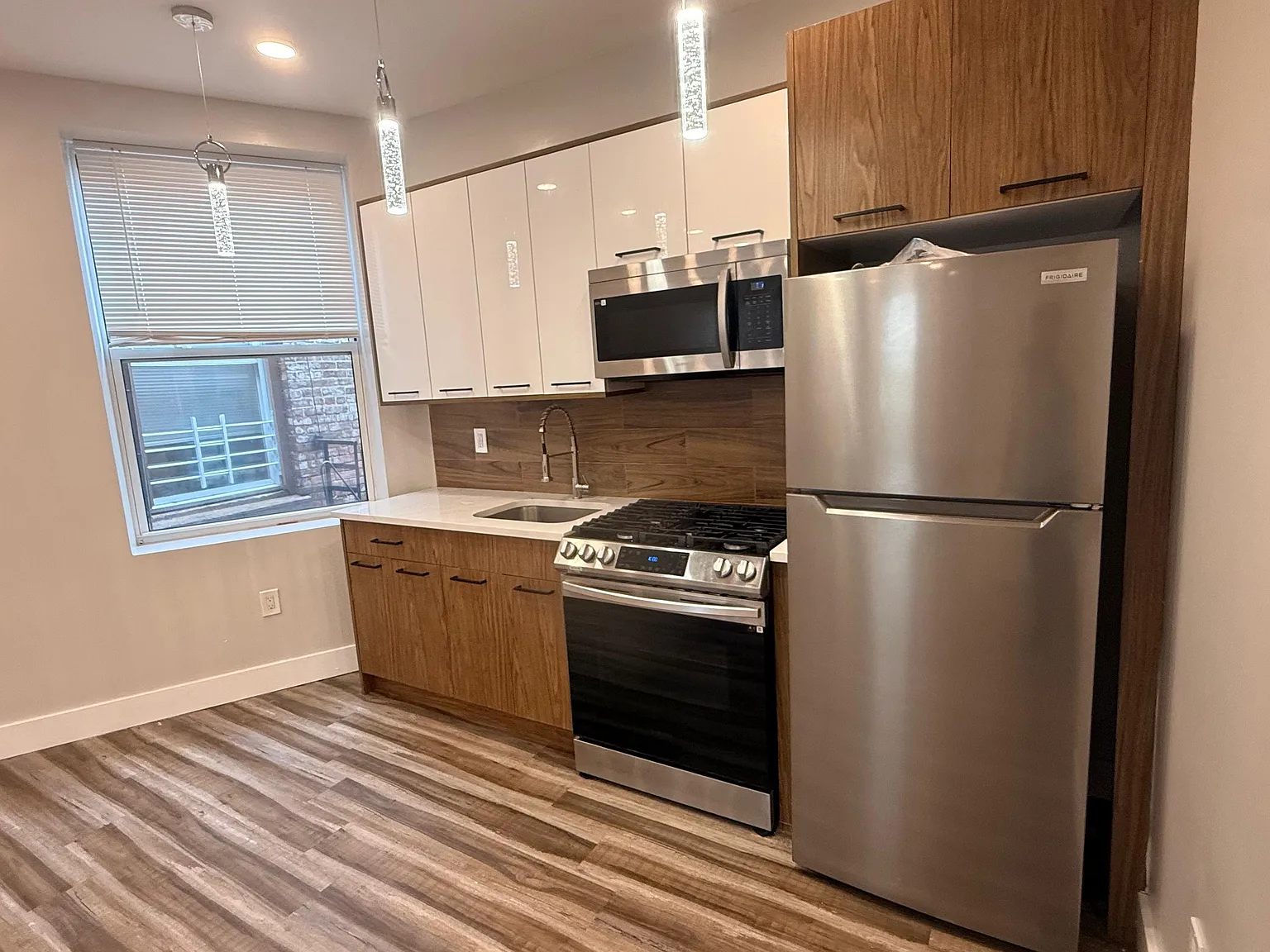 1 bed, 650 sqft, $1,875 — Photo 1