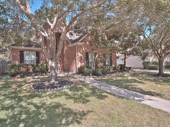 2nd image of 3014 Ravensport Dr