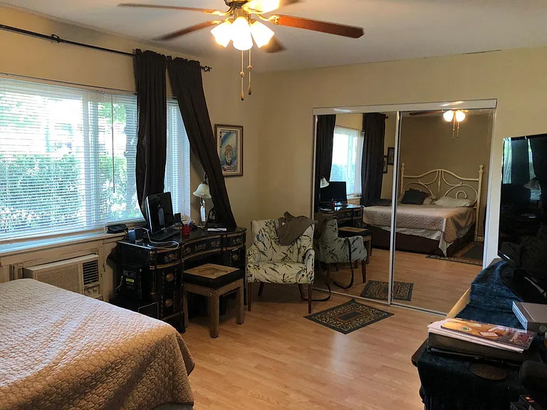 707 E Falcon Dr #110 — Photo 13