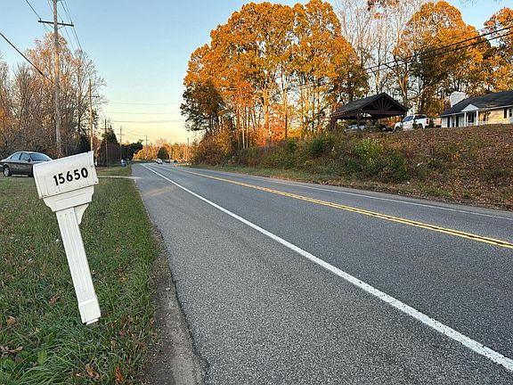 4th image of 15650 Prince Frederick Rd
