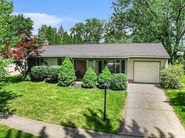 2809 Orenda St, Commerce Township, MI 48382