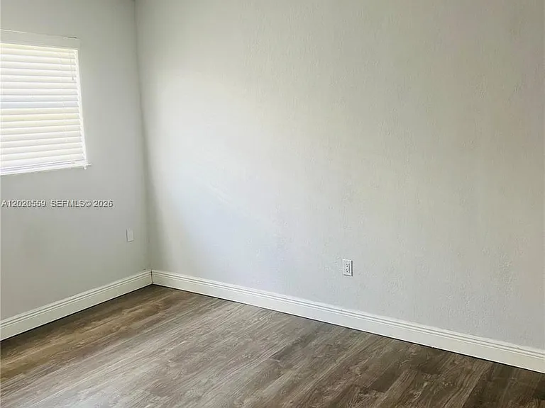 8401 NW 20th Ct — Photo 3
