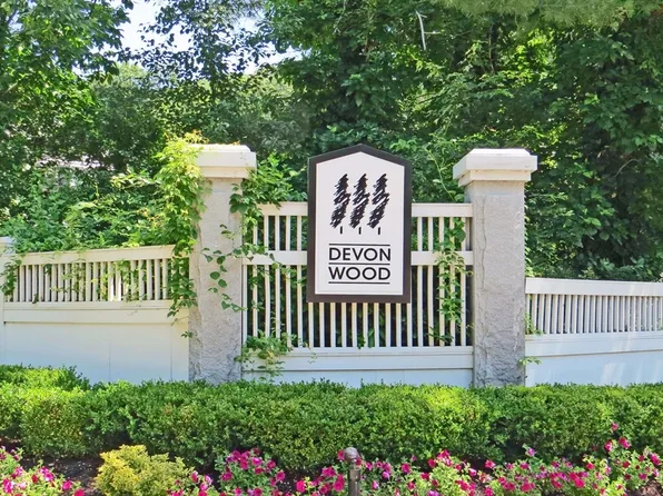 158 Tyson Commons Ln Unit 158, Braintree, MA 02184