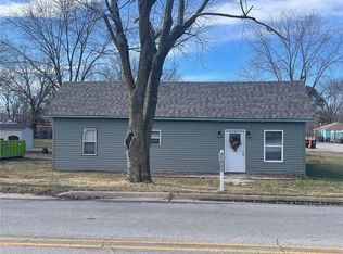 802 Powell St, Springdale, AR 72764