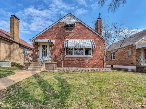 4151 Holly Hills Blvd, Saint Louis, MO 63116