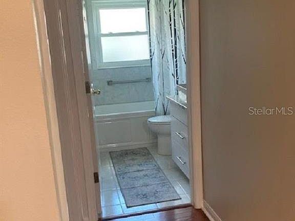 5th image of 10007 Brookdale Dr