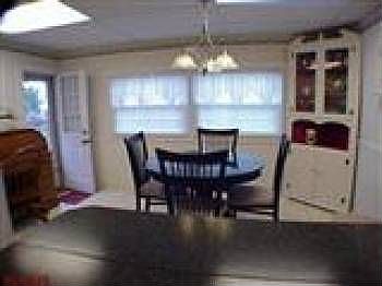 3rd image of 4434 S 38th St