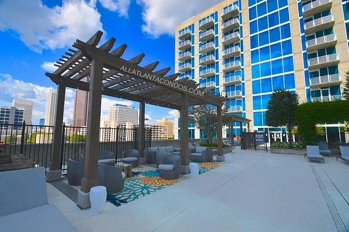 400 W Peachtree St NW #3707 — Photo 34