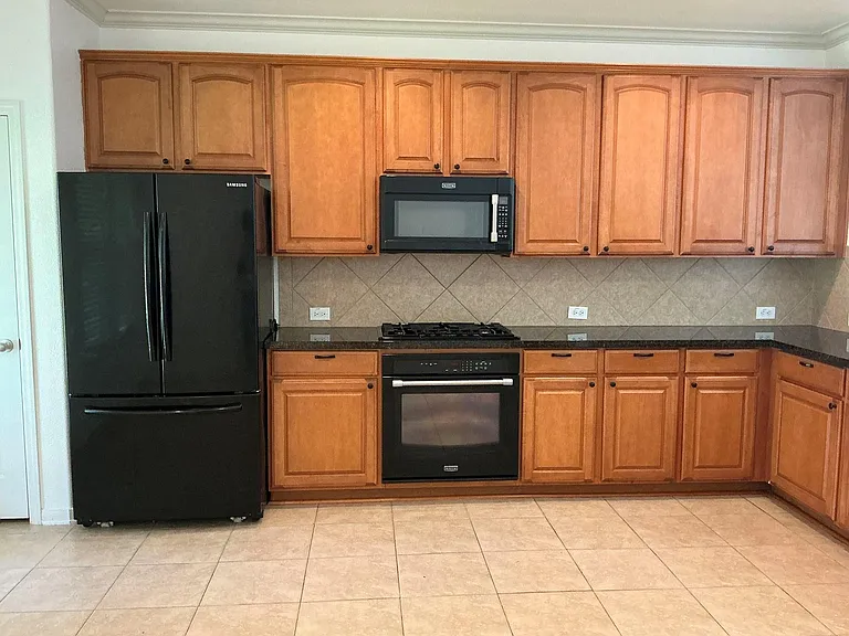 4435 Wellington Grove Ln — Photo 11