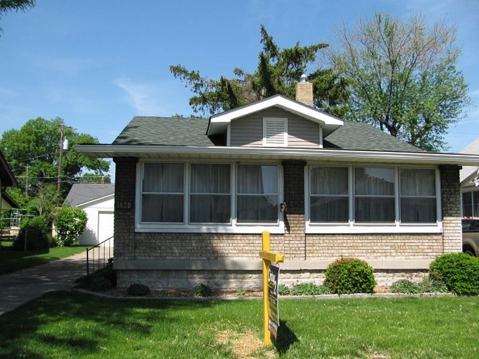 1st image of 1620 Winton Ave