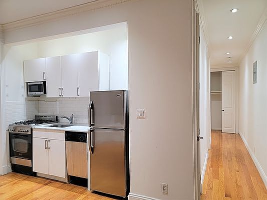 2nd image of 176 E 3rd St #33